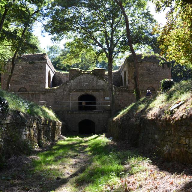 Histoire - Patrimoine bâti, menhirs, acadiens, mur de l'Atlantique, villages, Histoire Patrimoine, Belle île En Mer, île De Bretagne, Bretagne Sud, Au Large Du Golfe Du Morbihan