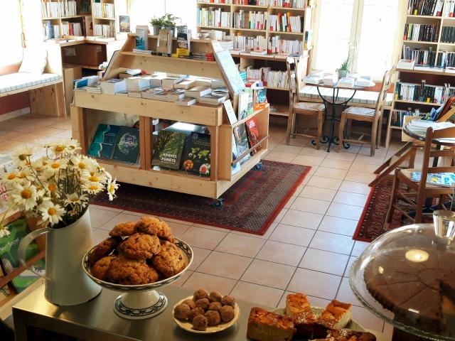 Déguster Local , Belle île En Mer, île De Bretagne, Bretagne Sud, Au Large Du Golfe Du Morbihan