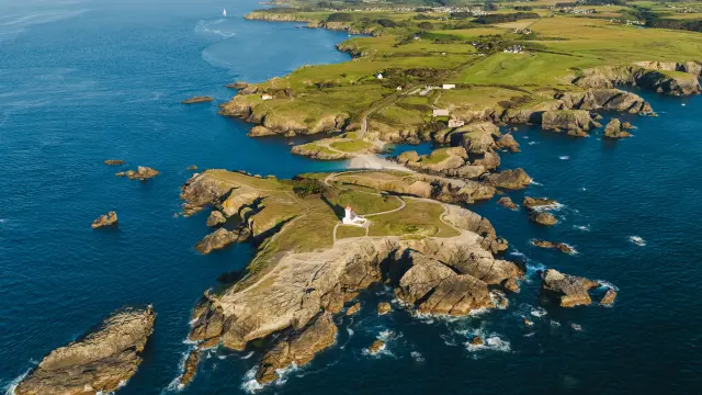 Les Poulains Vue Du Ciel Thibault Poriel 2025 2030 2