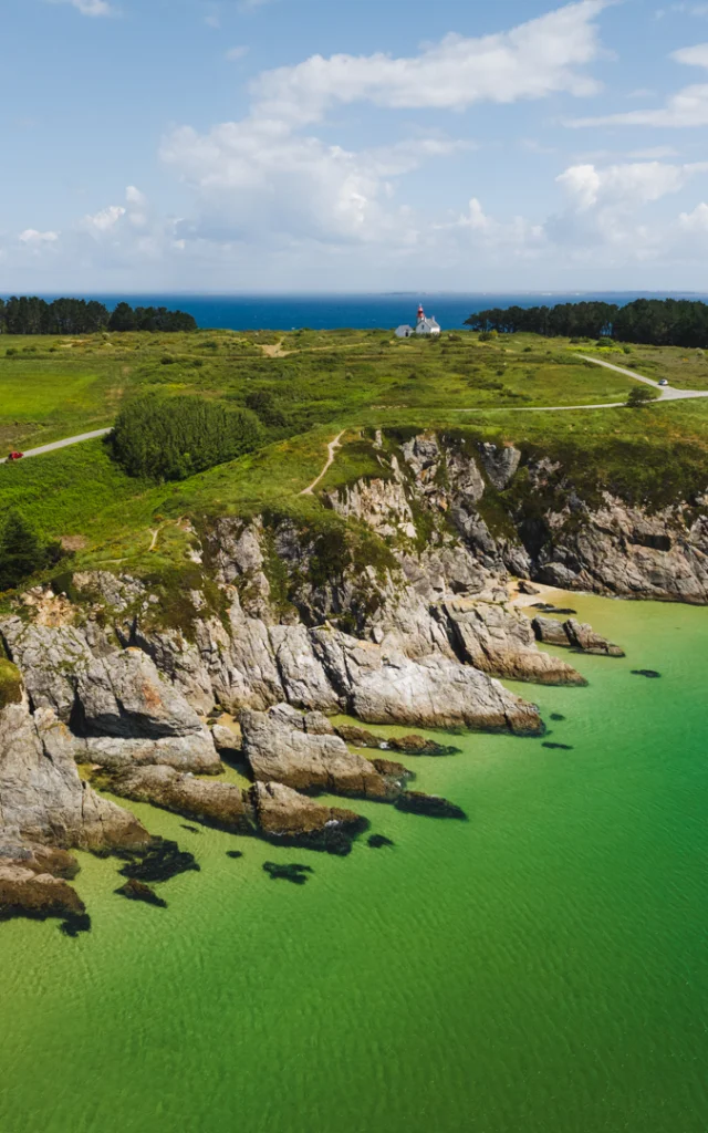 Vue sur la côte & Kerdonis