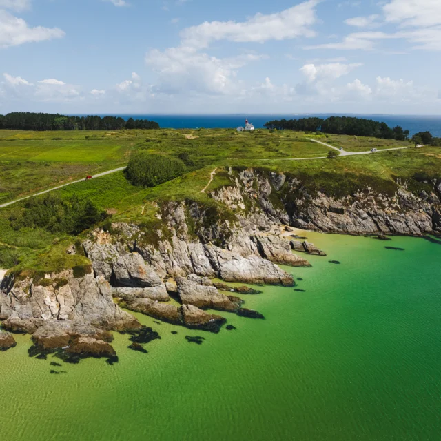 Vue sur la côte & Kerdonis