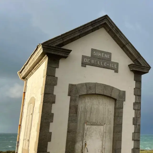 Instagram #belleileenmer